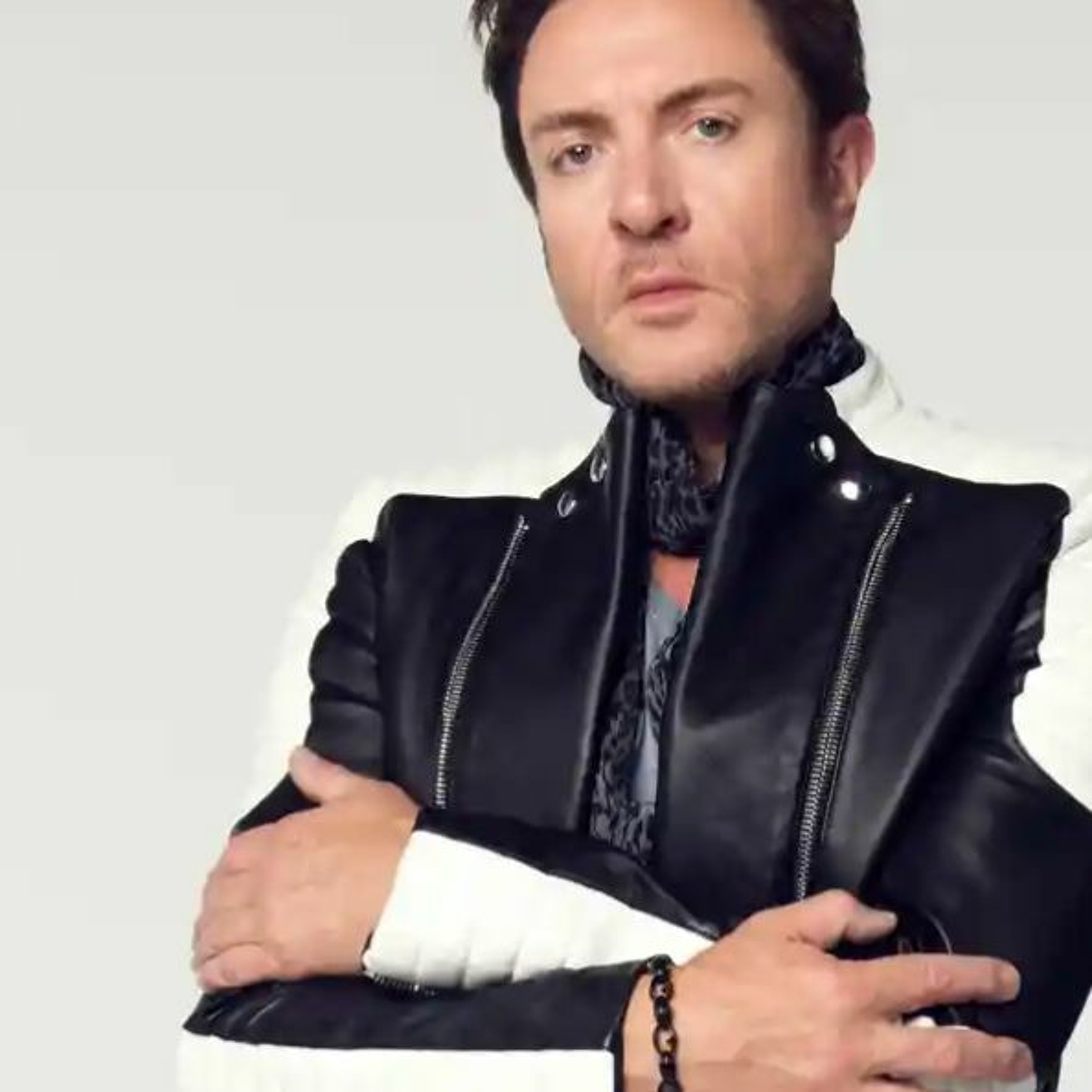 Simon Le Bon joins Nadine O’Regan for My Roots Are Showing