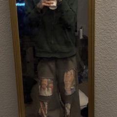 m*no x*e a bitch i made this in my bed smoking that sticky icky grape dispo watching squid games eating noodles nigga