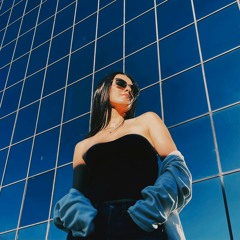 Brii Elliss - Pictures of Us
