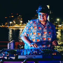 LUCAS BMR dj set | fortaleza | BATEU no barco