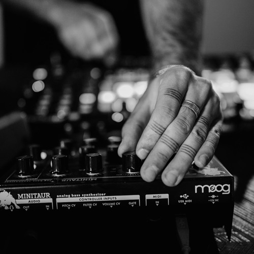 Hraach [Live Project] // A Part Of Us