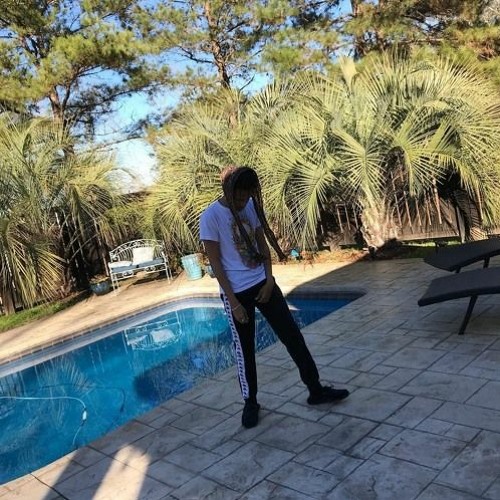 G5 (prod UNDEFINEDTHEGOD)