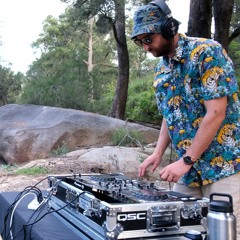 Melodic Deep House in the Australian Outback