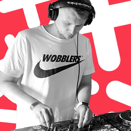 Stream The Weekend Warm Up Dark Dancefloor Drum & Bass (Aired on BBC