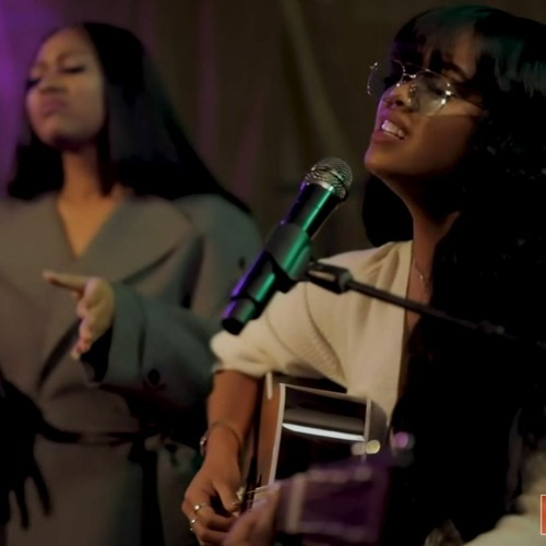 Girl Like Me - Jazmine Sullivan Ft. H.E.R.  (Tiny Desk)