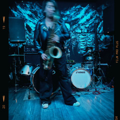 Eli Piña Set Sola en Venas Rotas Discos