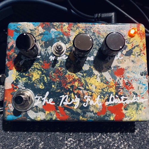 Riff_TheBigFatDistortionSoundsample