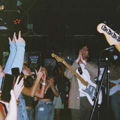 — In a band w/ emo, fun, drug addicts ☺︎☔︎♨︎⟢