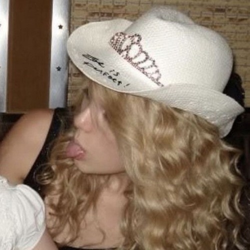 taylor‘s unreleased