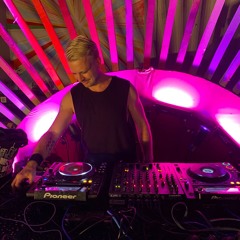Frau Laura @Kabinett der Kuriositäten (Fuck Covid Mix).mp3