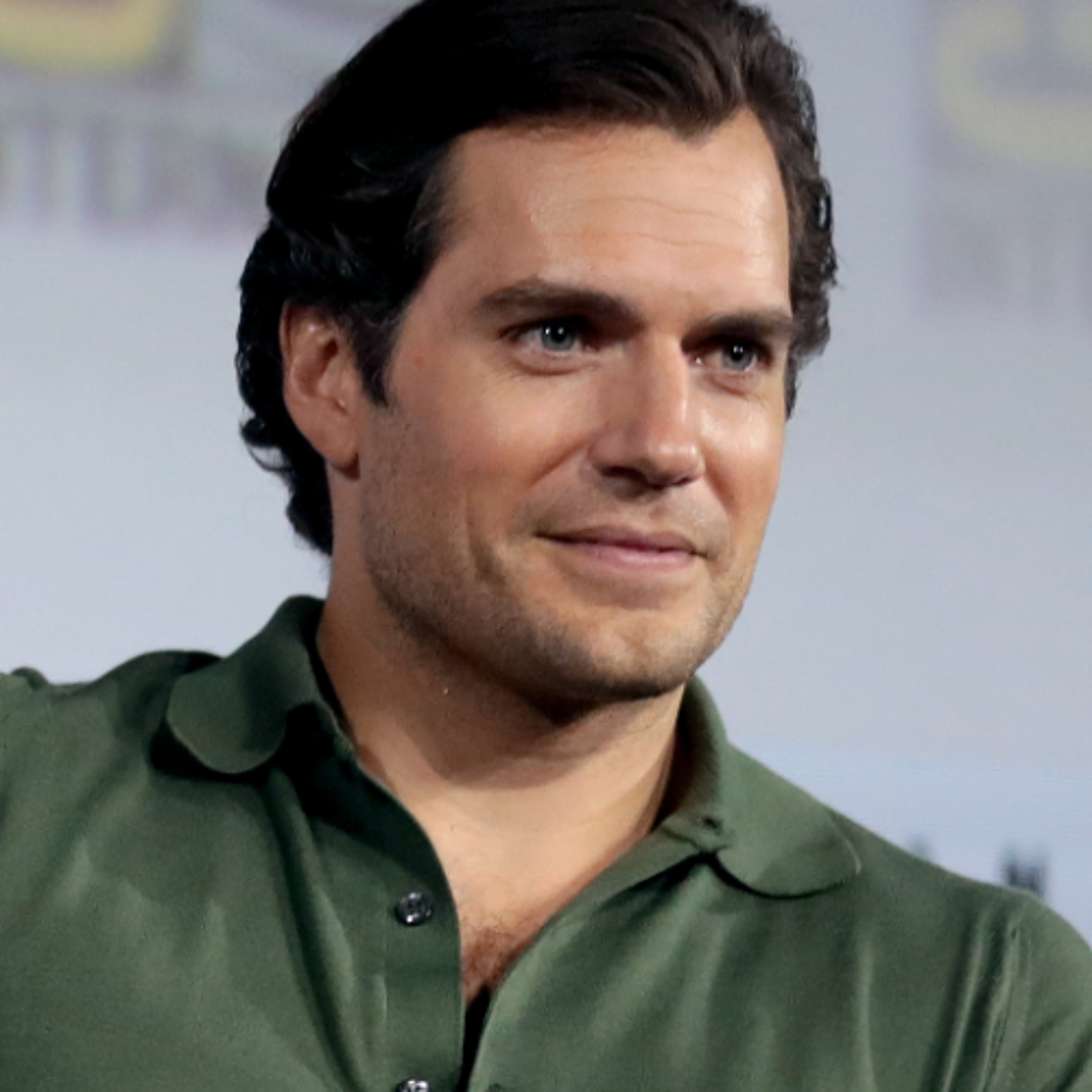 Henry Cavill has openly confessed his love for gaming !🕹️ episode artwork