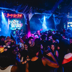 LIVE at Upstairs Victoria [HALLOWEEN]