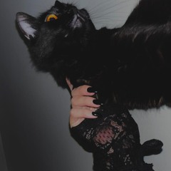 DRAMA QUEEN