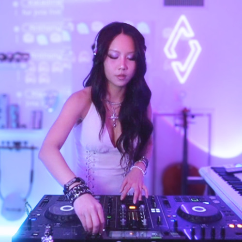 Stream JVNA LIVE - Moonlight | Future Bass, Techno, Trap Live DJ