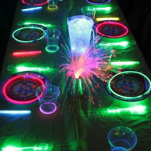 Stream on the floor(underwater sped up)jennifer lopez by tine Listen