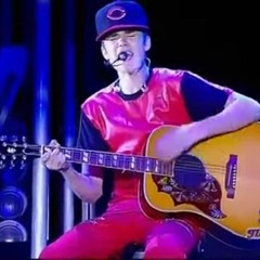 Justin Bieber - Favorite Girl - Acoustic version (live)  Sao Paulo 2011