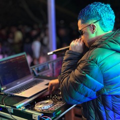 MTG - DESCE COM A BUCETINHA - DJPEJOTA, MC'S FLAVINHO, GW e RD