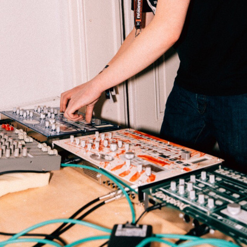 Live@Home (ESX, AmkII)