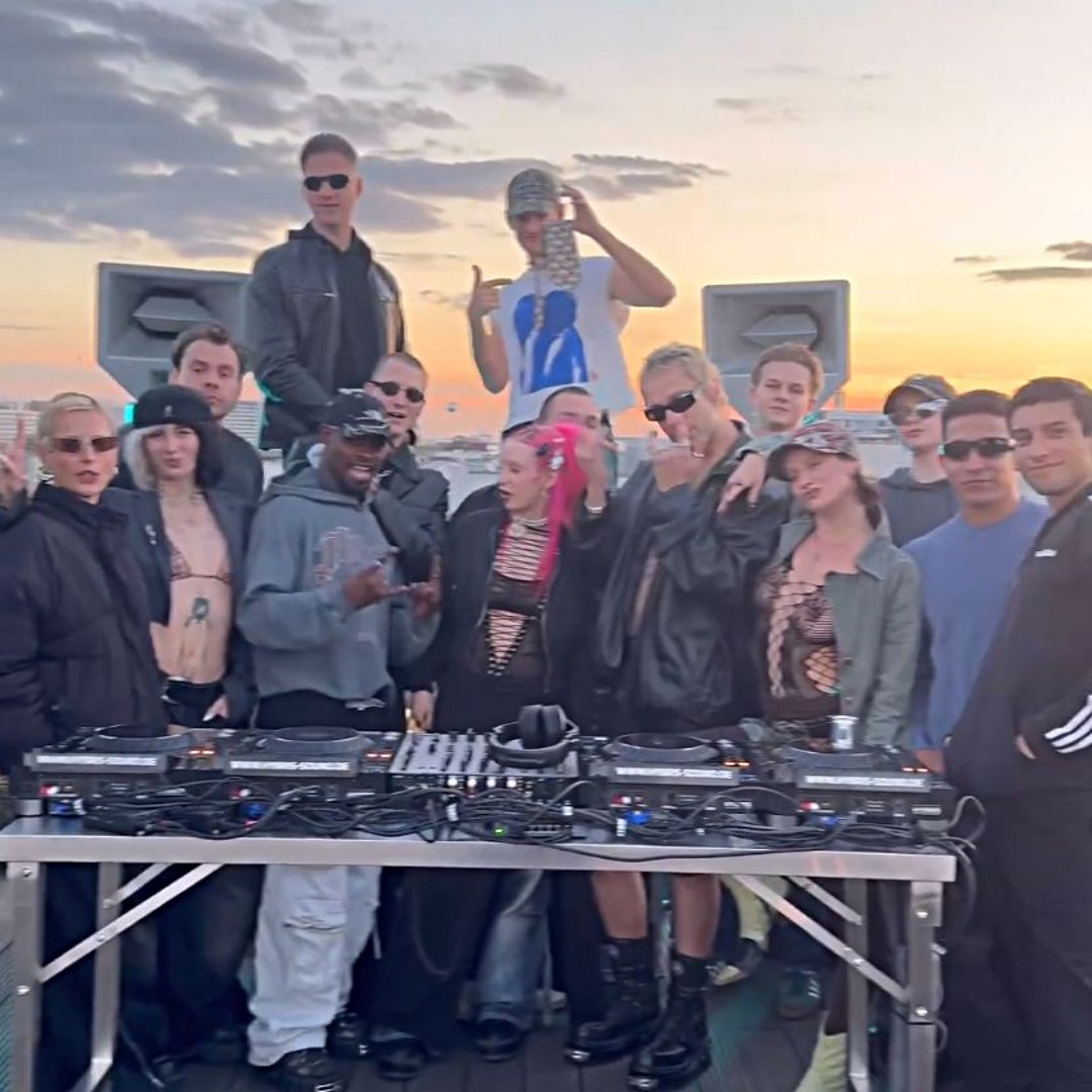 Stream Secret Berlin Rooftop Rave [future.666 Techno Set] by kay ...