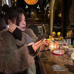 Love Deluxe - STYLE THÁI HOÀNG 2025