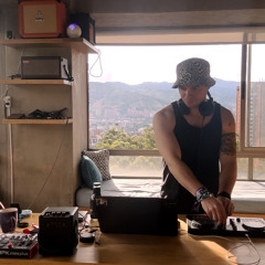 250426 Medellin Progressive House Mix