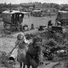 Livin' In The Groove Hut! -