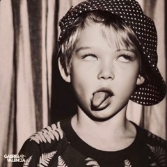 $TAY GROOVE By Gabriel Valencia #0ES3