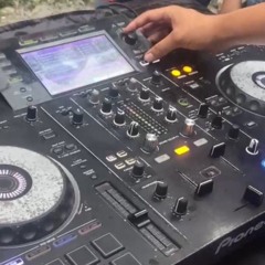 FRESSH MOMENT.wav