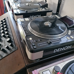 DJ ULISES BRRDA MIX VINILOS VARIOS ARTISTAS