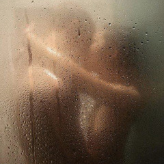 Sous La Douche