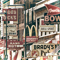 Party on Hennepin Ave