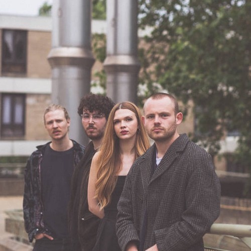 the triumphal arch, the despairing column