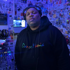 DJ Slugo - Celebrating 30 Years of Ghetto House Music @ The Lot Radio 02-28-2025