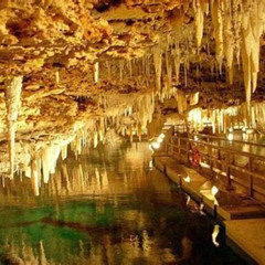 Review Special Price Crystal Caves Hamilton Shopping And Beach Tour