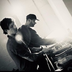 V. SMTHELSE. PODCAST - Ollie & Beal
