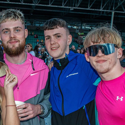 Eoin Normile & Les Darcy-Touch