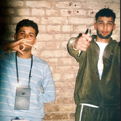 Dunkelrot- Lucio101, Nizi19