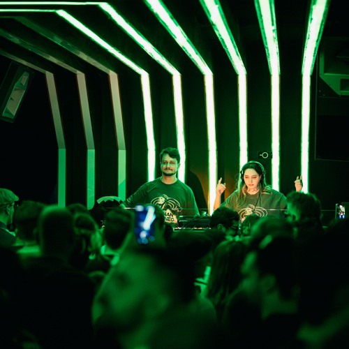 VIC EMOTION B2B EDSON ABREU at DEDGE (Recorded Live) 21.09.25 after Sunsetstrip SP Hernan Cattaneo