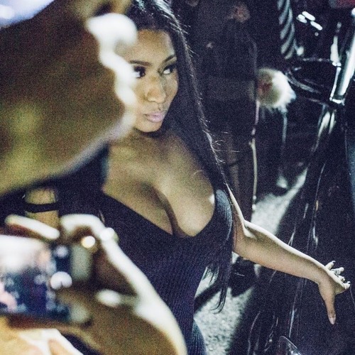 WAIT HOLLUP (RMX)