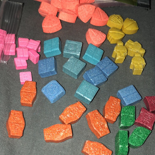 Anybody Want A Eckky 💊🎶OldPcdj