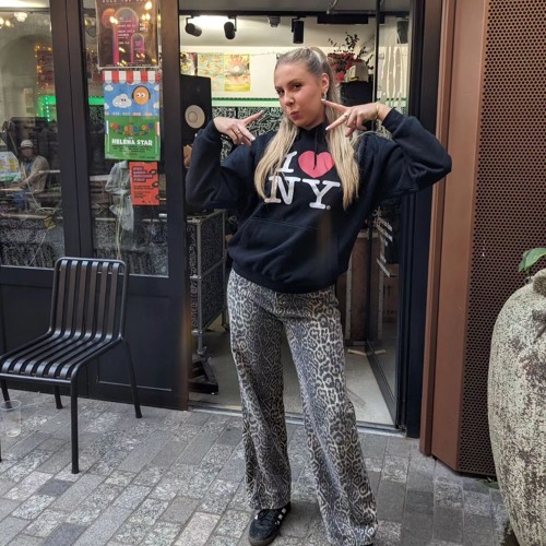 Meels on Wheels - 25/05/24 - Voices Radio