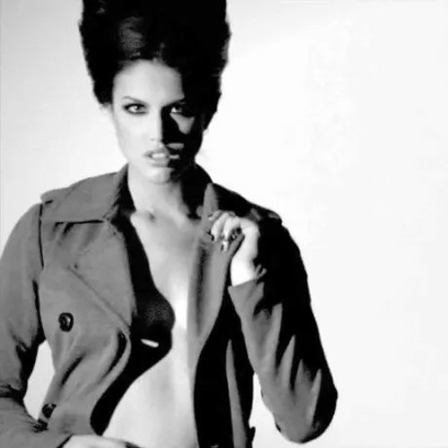 <i feel like the weeknd in 2012> °glitched spawn°