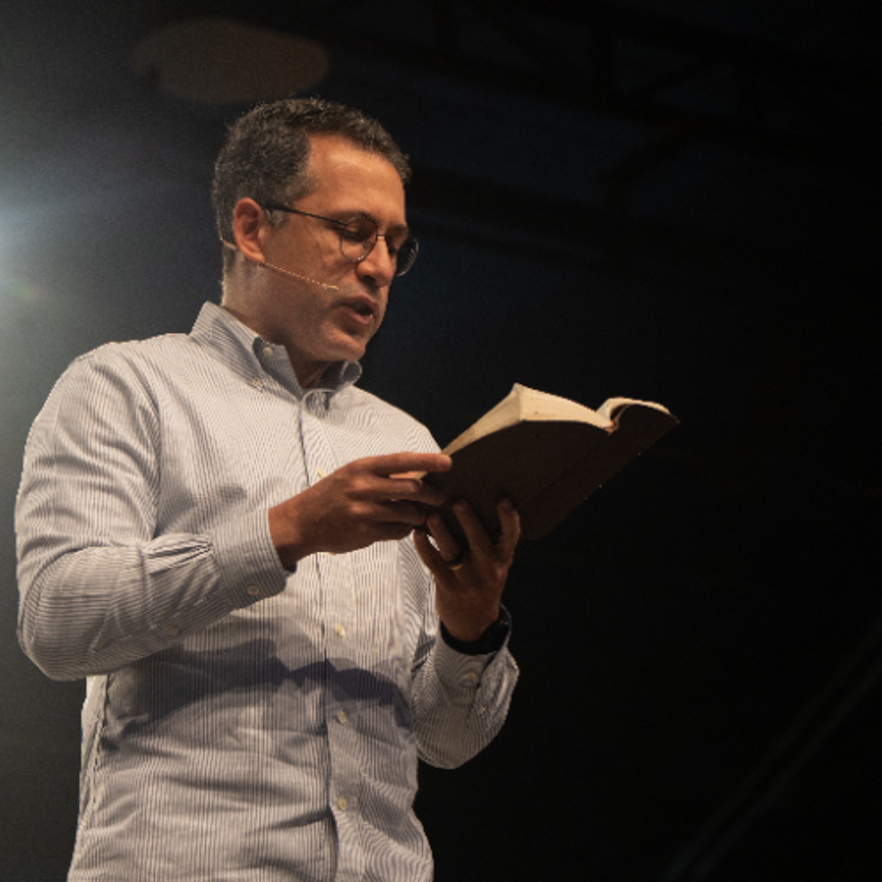 Deus busca sua versão inteira | Robinson Jacintho