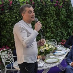 ПРИКАЗ № 2 АРМИИ ИСКУССТВ. Маяковский (читает Бабангида)