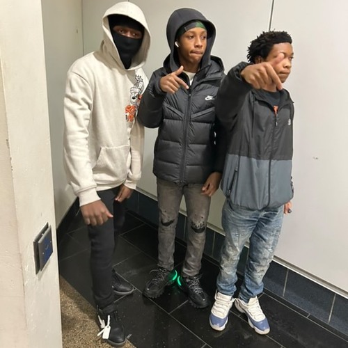 CHASERS ceeblury x vonfrmwcm x rdotredbeam