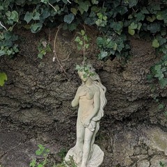 BACI TOSCANI W/ AMELIE KAHL 110824