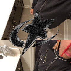𝘐𝘔 𝘖𝘉𝘚𝘌𝘚𝘚𝘌𝘋 𝘞𝘐𝘛𝘏 𝘎𝘜𝘕𝘚!