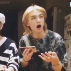 BOOM SHAKALAKA - Skz