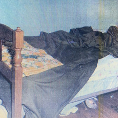 rottᎥng Ꭵn my bed