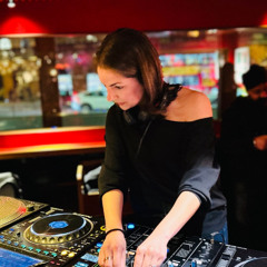 A Worldwide Thing w/ Amrisha 07/12/25 [Voices Radio]